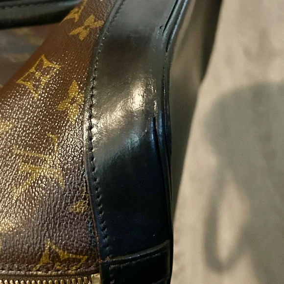 Authentic Louis Vuitton Alma PM BA0995 - Picture 10 of 16